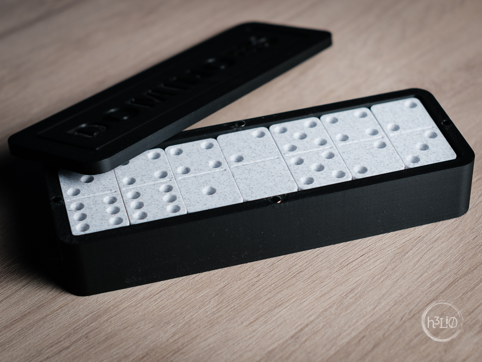 3D Printed Domino Set with Holder & Case – Premium Modern Design
